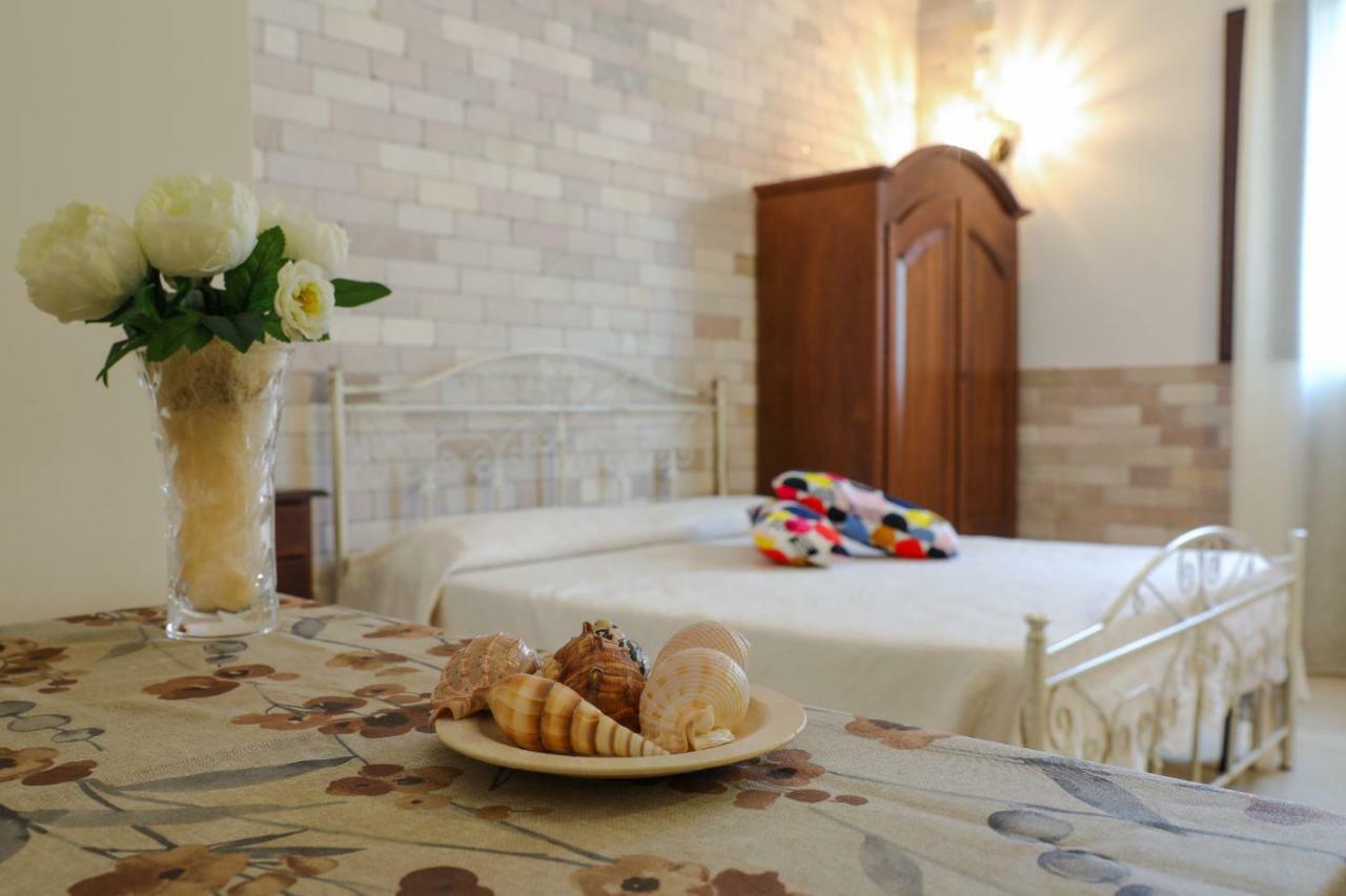 Bed and Breakfast Il Vicoletto Пульсано Экстерьер фото